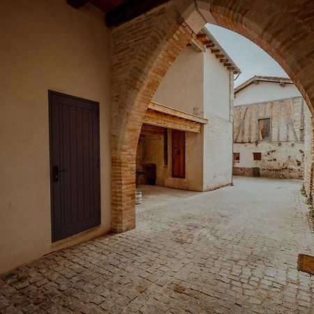 La Chambre Bleue Lauzerte Luaran gambar