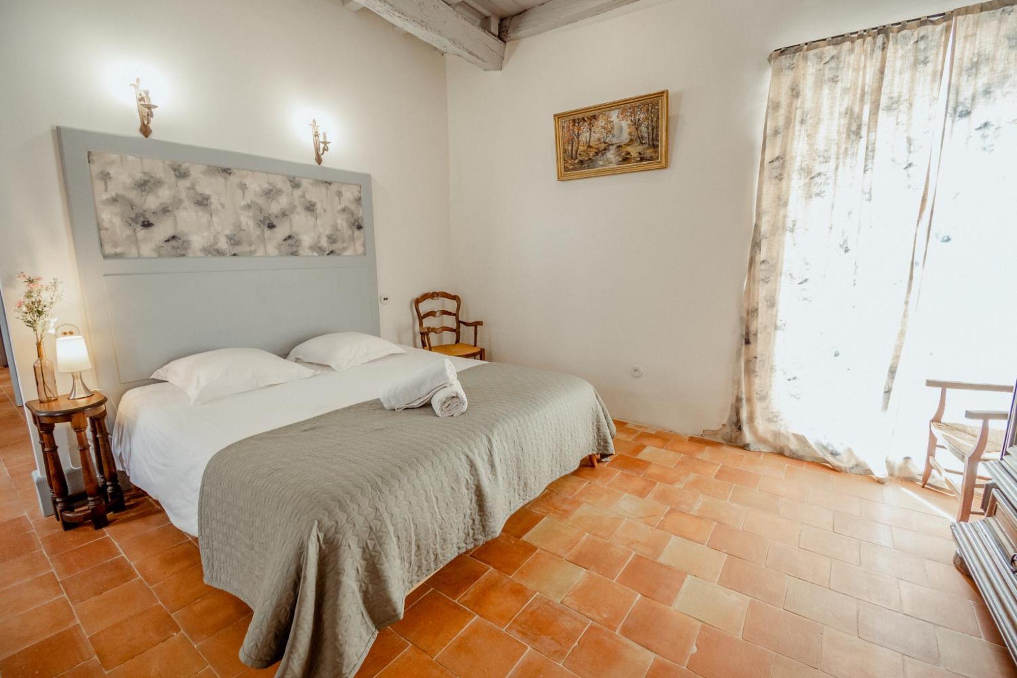 La Chambre Bleue Lauzerte Luaran gambar