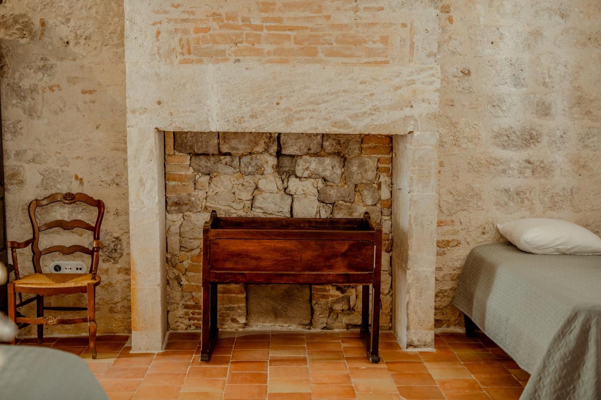 La Chambre Bleue Lauzerte Luaran gambar