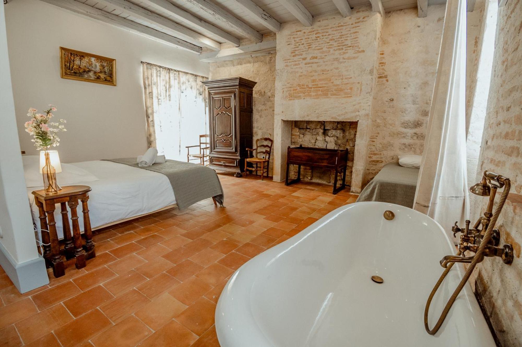 La Chambre Bleue Lauzerte Luaran gambar