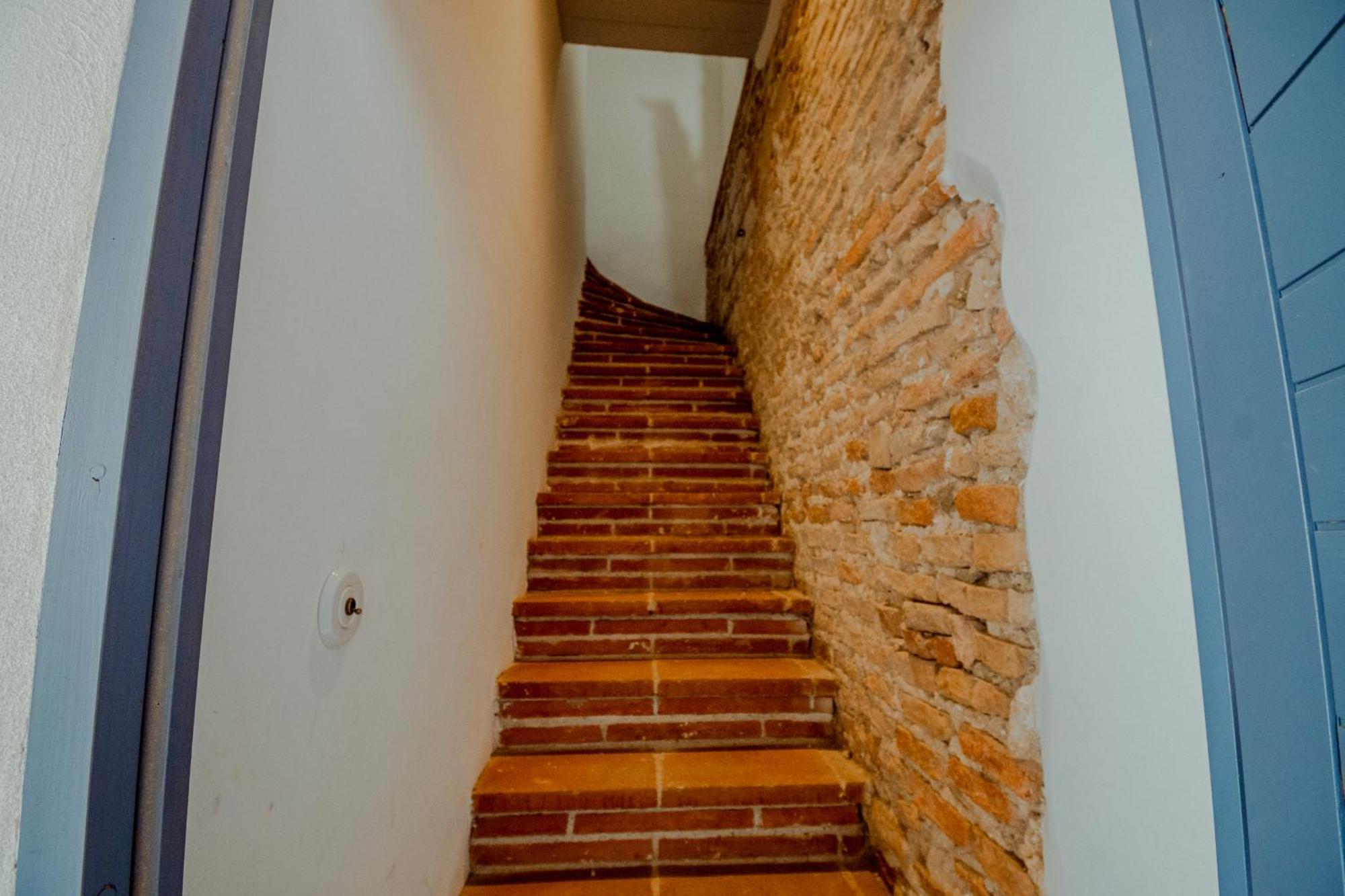 La Chambre Bleue Lauzerte Luaran gambar